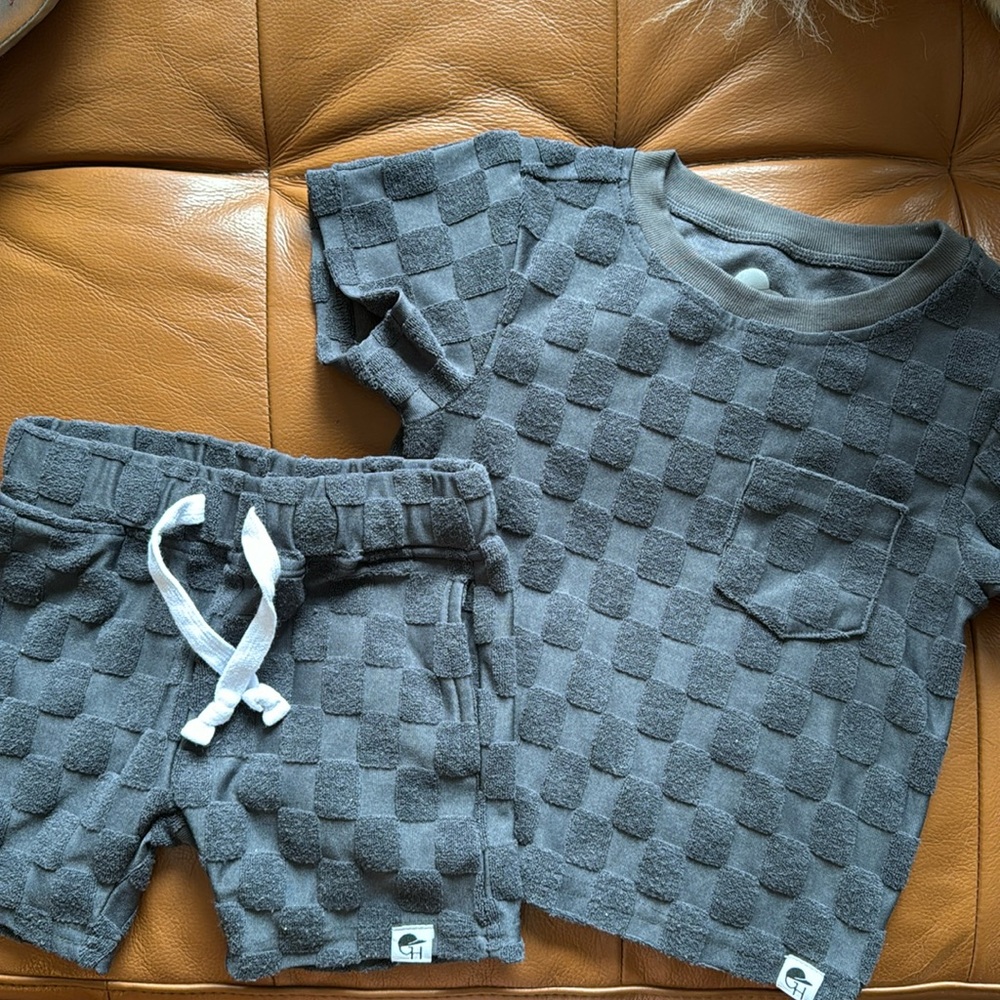 George Hats black checkered 18-24m set